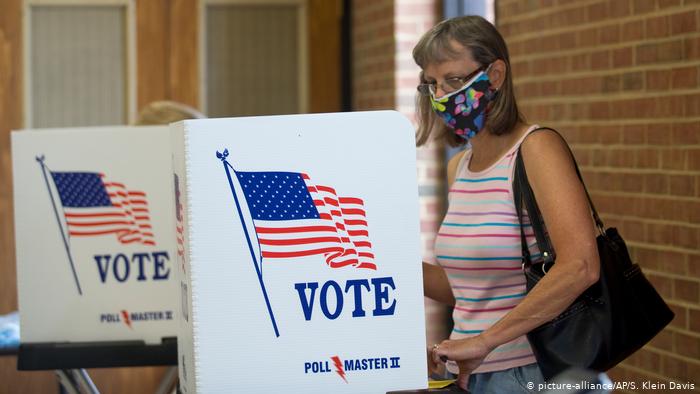 USA Vorwahlen Primaries Virginia Republikaner (picture-alliance/AP/S. Klein Davis)