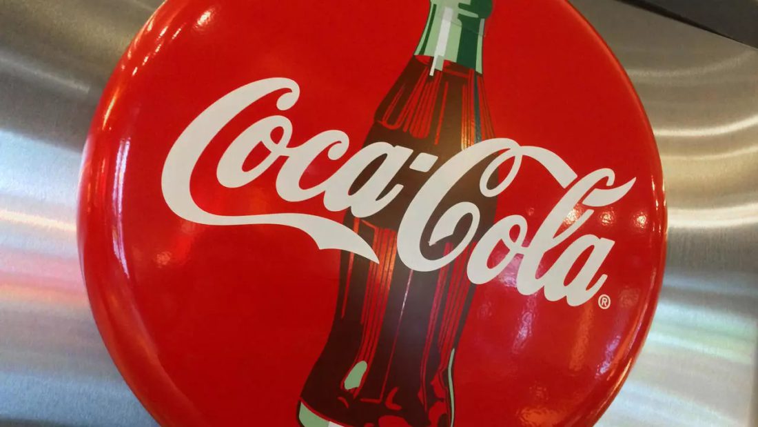 Coca-Cola suspende sus anuncios en las redes sociales en campaña ...