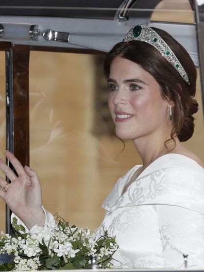 Eugenie of York se casó con Jack Brooksbank en la capilla San Jorge en el castillo de Windsor en 2018. (AFP)