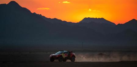 Arranca El Dakar 2024 Con El Duelo Prometido Entre Al Attiyah Y Loeb