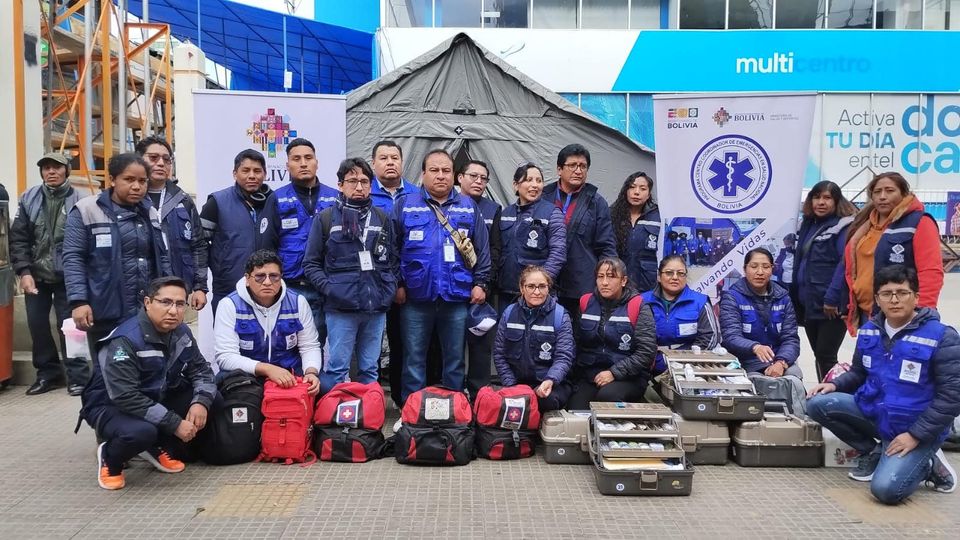 Salud Despliega M Dicos Ambulancias Y Carpas De Salud Para El