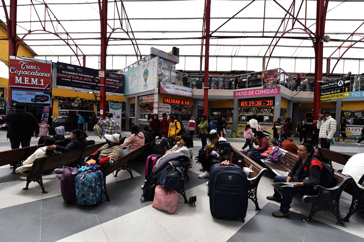 Se Registran Tres Puntos De Bloqueo En La Ruta La Paz Oruro Que Impiden