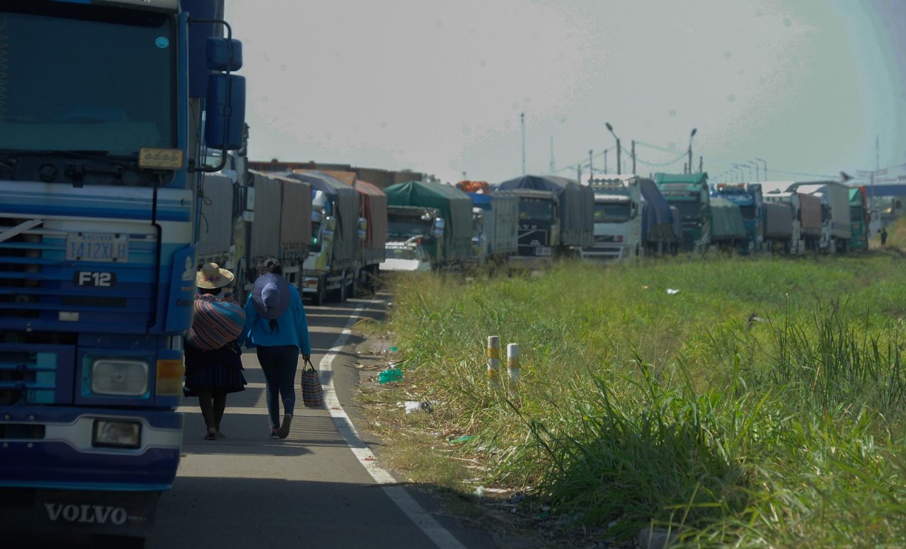 Restablecen tránsito por la carretera nueva entre Cochabamba y Santa