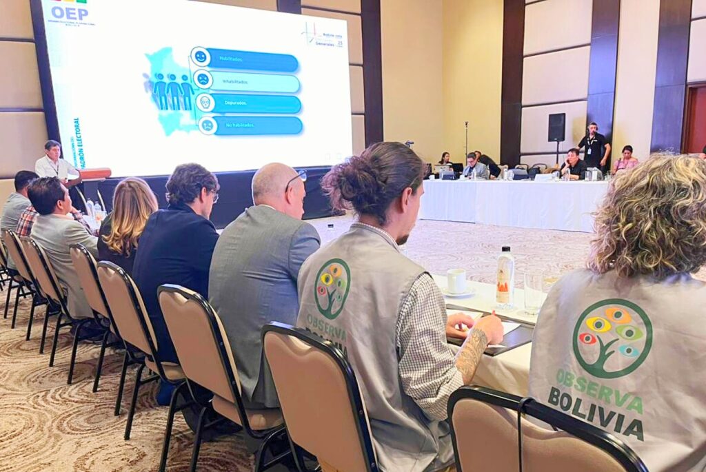 El Encuentro por la Democracia por el balotaje. Foto TSE.