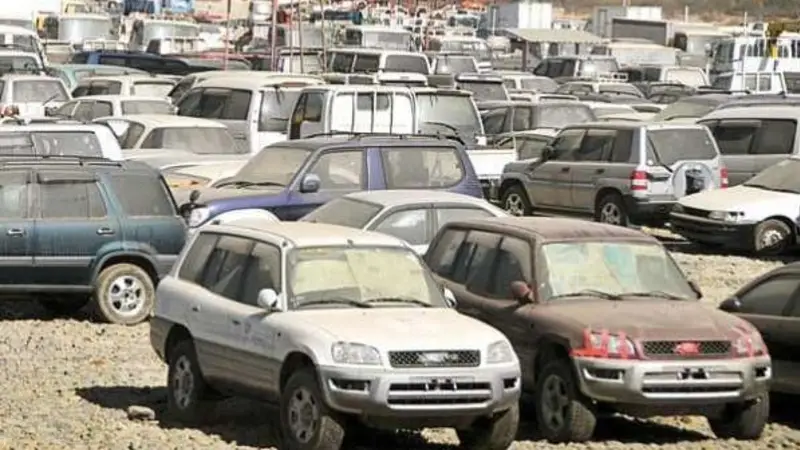 Una feria de autos chutos. / Foto: RRSS