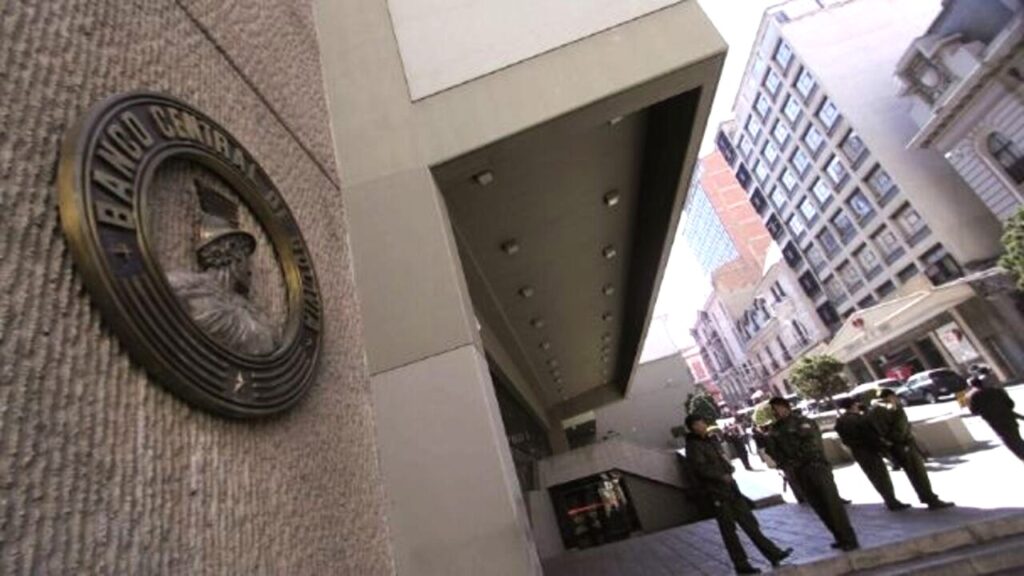 Edificio del BCB en la ciudad de La Paz. / Foto: Archivo.