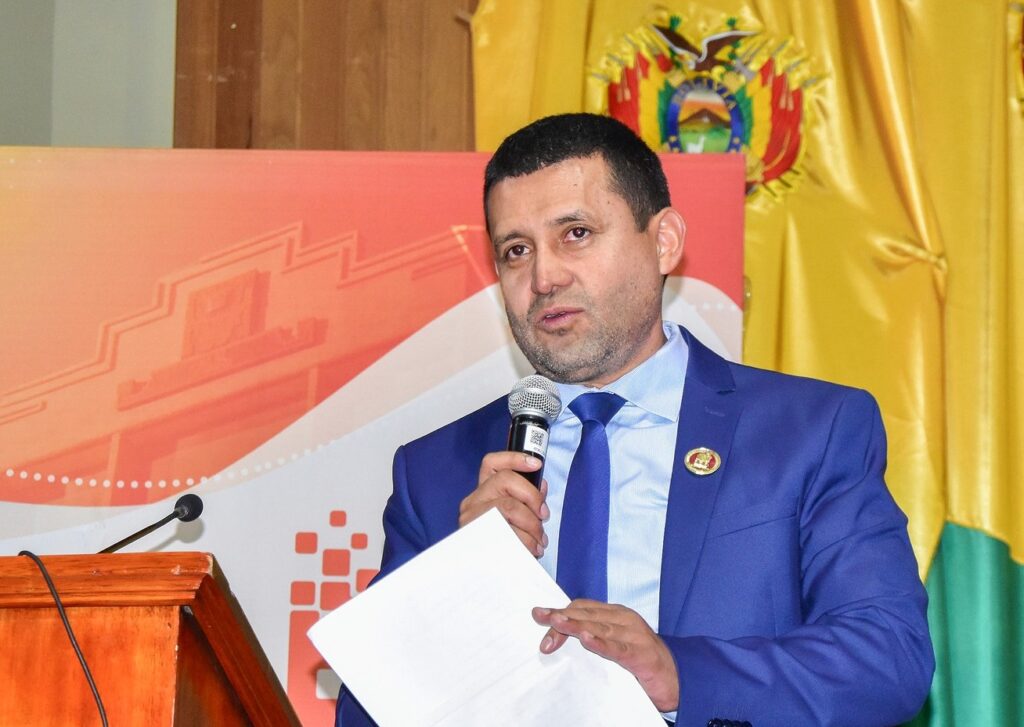 El decano del TCP, Yván Espada, en un acto público. / Foto: TCP.