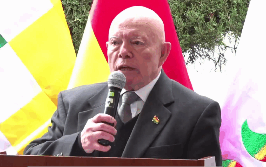 El presidente del TSE, Oscar Hassenteufel, en la inauguración del balotaje.