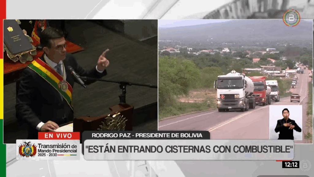 El presidente Rodrigo Paz anuncia la llegada de combustibles. / Foto: BTV