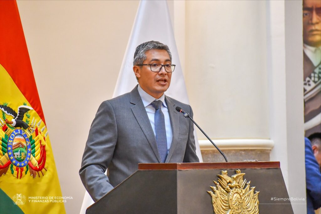 El ministro de Economía y Finanzas Públicas, José Gabriel Espinoza. / Foto: MEFP.