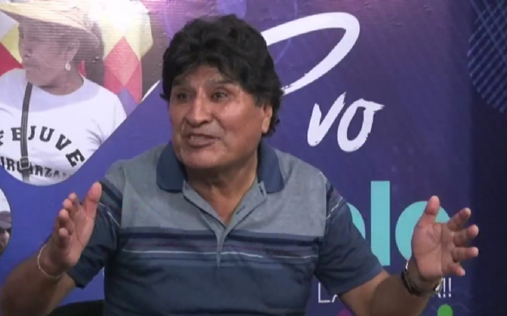 El expresidente Evo Morales en su programa radial de este domingo. / Foto: Captura de video