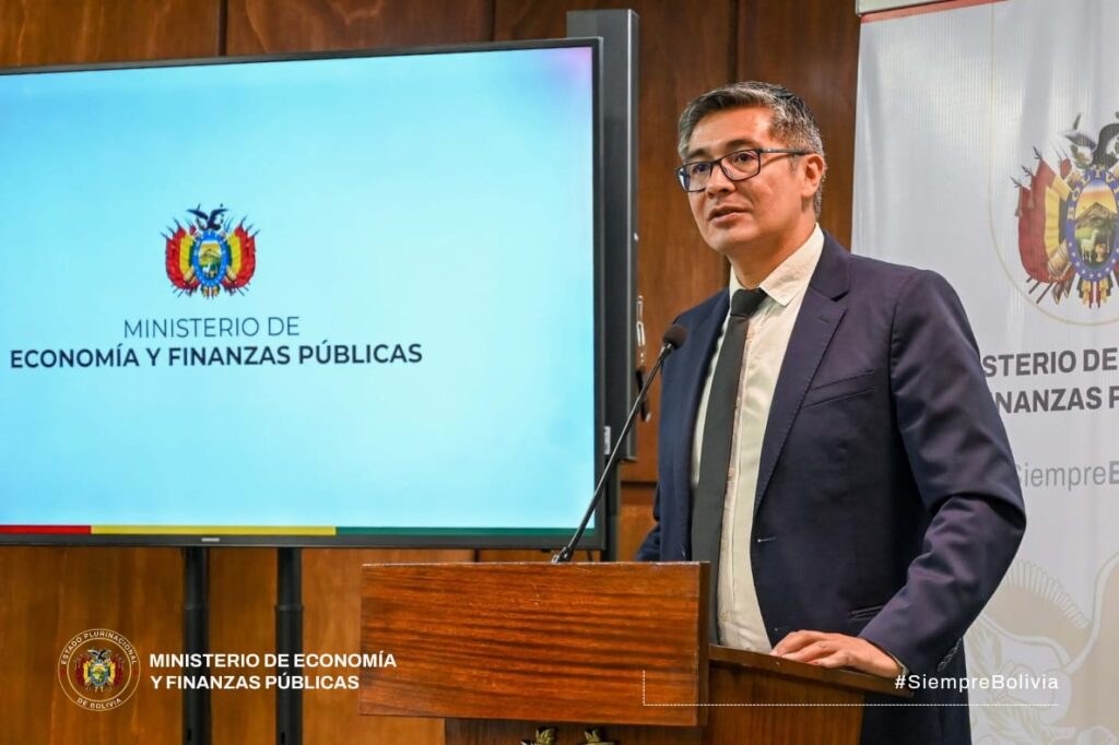 El ministro de Economía y Finanzas Públicas, José Gabriel Espinoza. / Foto: MEFP.