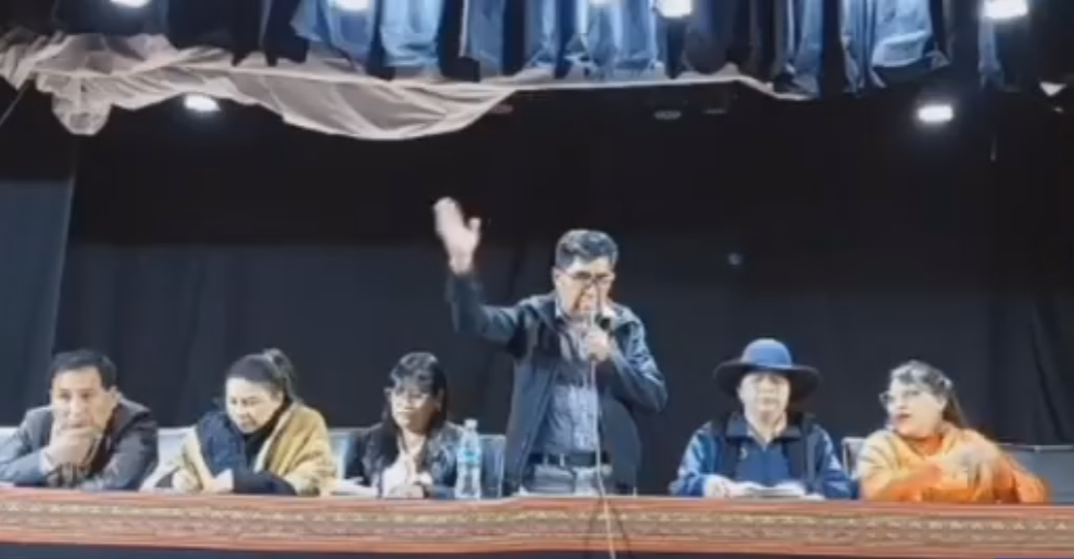 La reunión sobre los pasajes en El Alto. / Foto: eju.tv