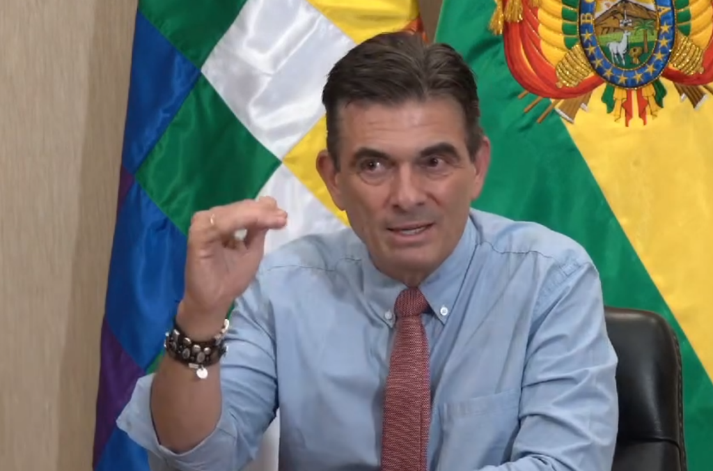 El presidente de Bolivia, Rodrigo Paz, en su mensaje por los 100 días de Gobierno. / Foto: eju.tv