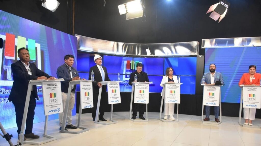 Debate de los candidatos a la Gobernación de Cochabamba. / Foto: APG Noticias