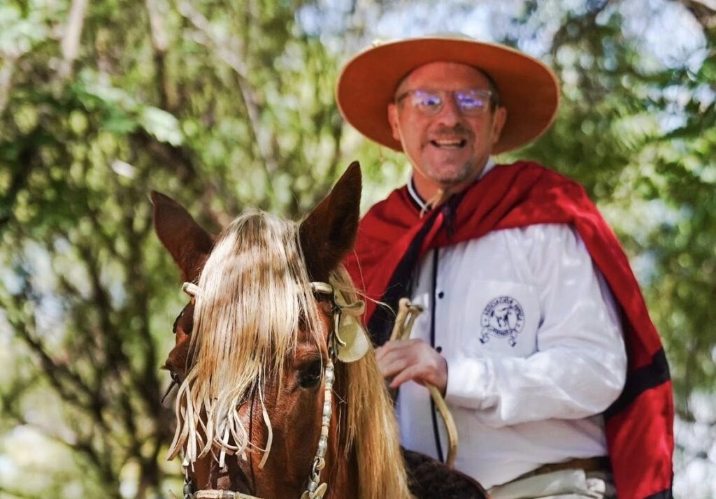 Adrián Oliva en un evento público. / Foto: AO