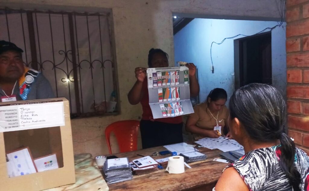 La votación en Tarija, el 22 de marzo, en la primera vuelta. Foto TSE.