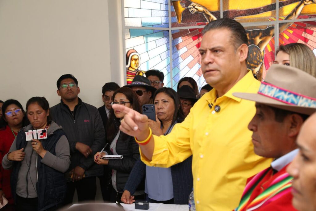 Luis Revilla, candidato a la Gobernación de La Paz. / Foto: LR