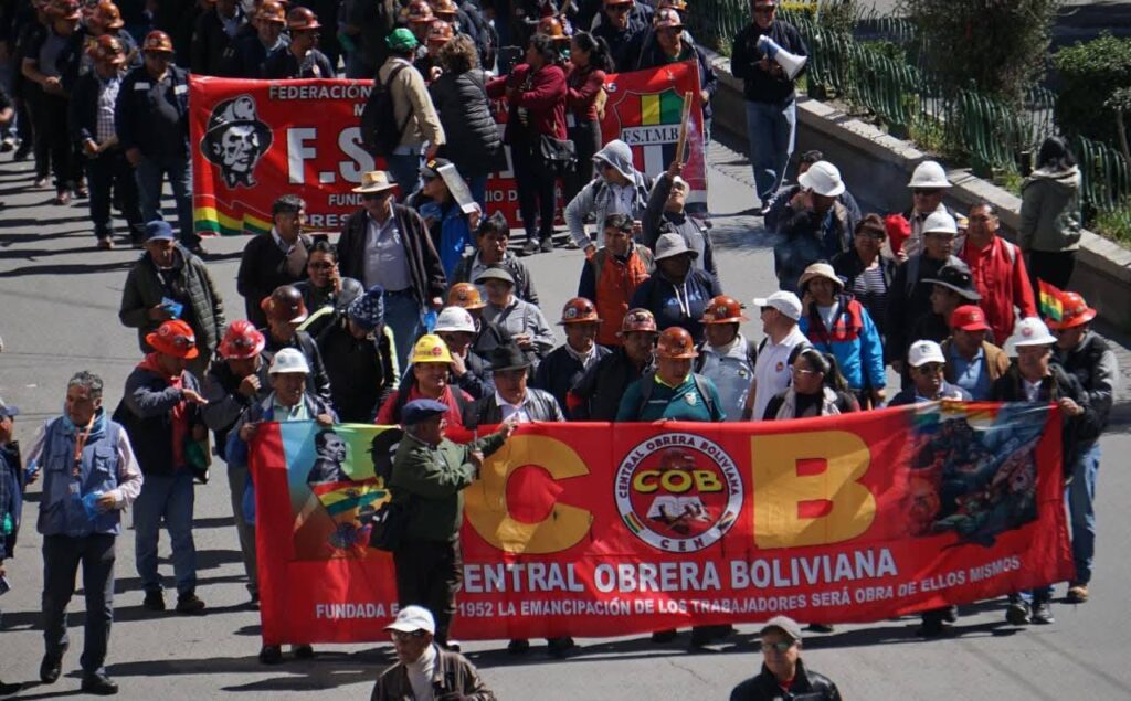 Una movilización de la COB en La Paz. / Foto: COB.