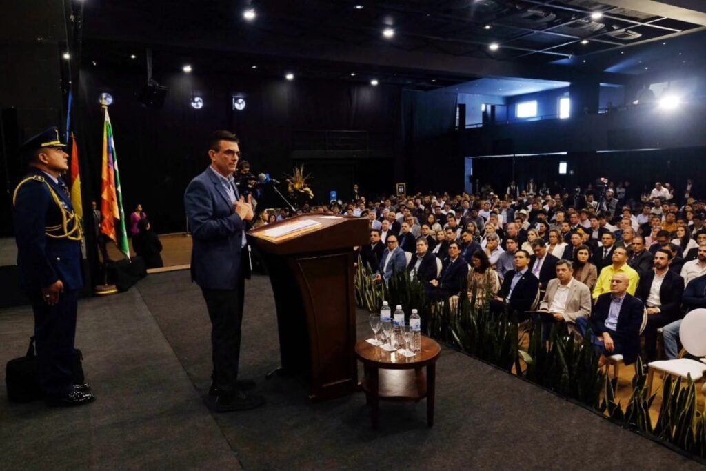 El presidente Rodrigo Paz en el encuentro nacional del sábado. / Foto: Oficina de la Presidencia