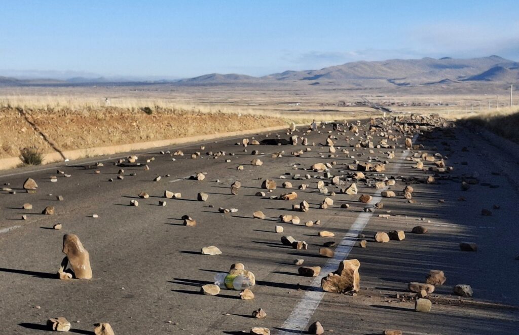 La carretera que une a Oruro con La Paz. / Foto: RKC