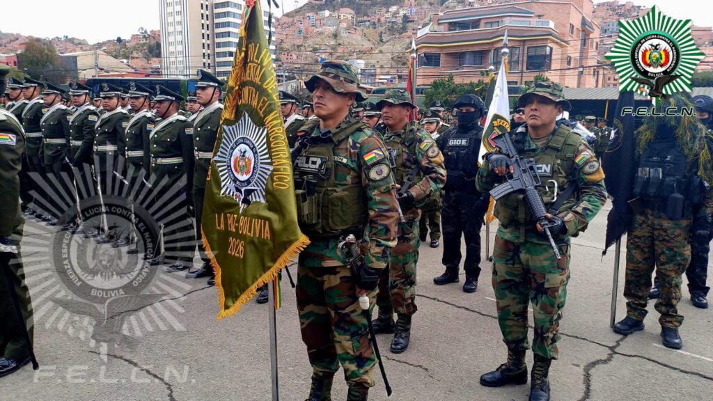 Efectivos de la FELCN en un acto de la Policía. / Foto: FELCN