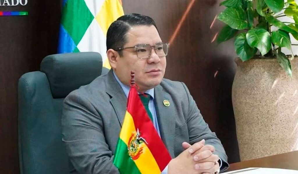 El fiscal general del Estado, Roger Mariaca. / Foto: FGE.