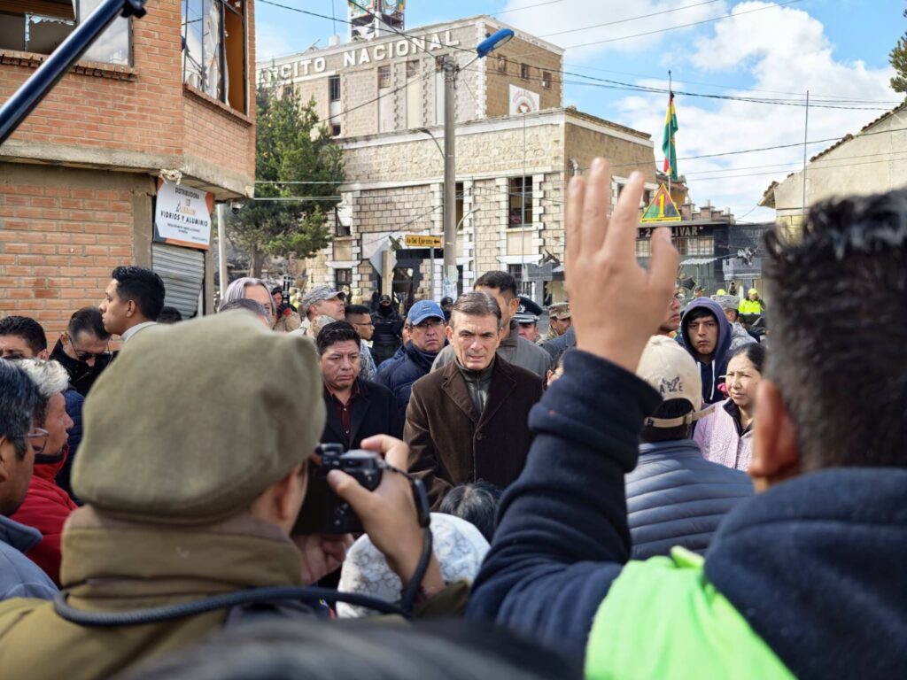 El presidente Paz en Viacha. / Foto: Gobcom
