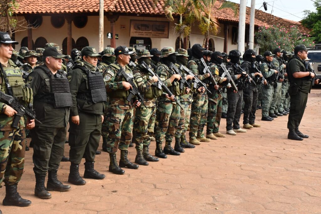 Los efectivos que a la fecha operan en San Ignacio. / Foto: Policía.