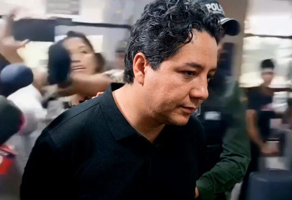 Marcelo Arce Mosqueira es custodiado por la Policía. / Foto: Redes sociales