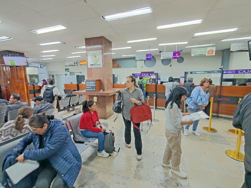 Una de las oficinas tributarias de la Alcaldía de La Paz. Foto GAMLP