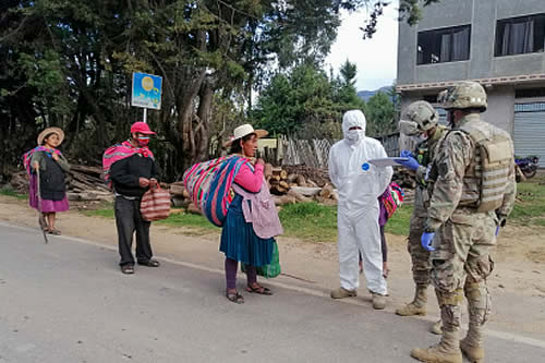 Militares contagiados con COVID-19 suben a 552 en Bolivia