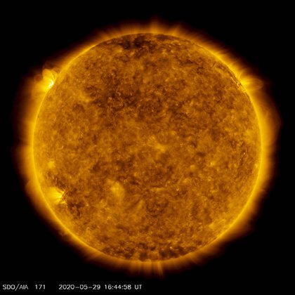 Una de las imágenes más recientes del sol captadas por el SDO. (NASA)