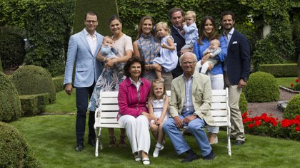 Una postal de la familia real de Suecia (Shutterstock) 