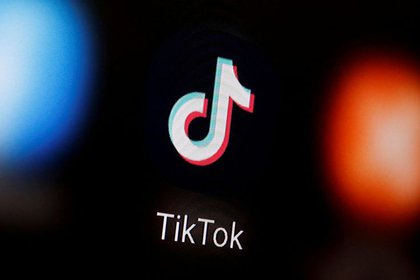 El logo de TikTok en un smartphone en esta ilustración tomada el 6 de enero de 2020. REUTERS/Dado Ruvic/Ilustración/Foto de archivo