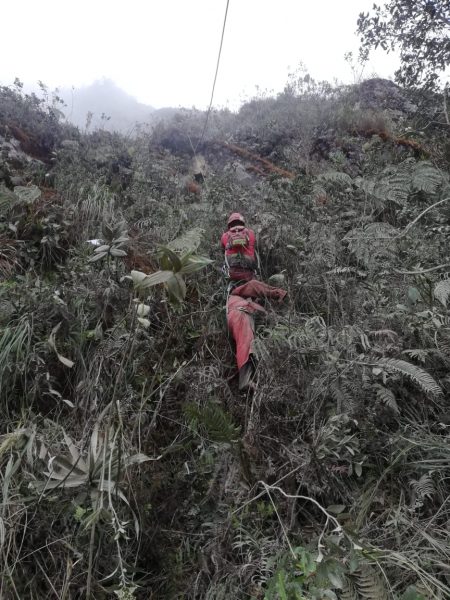 Trabajos de rescate accidente La Paz – Yolosita