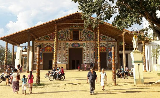 Templo misional de San Ignacio de Mojos: Nueva fachada, la misma ...