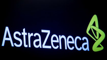 Logo de la compañía farmacéutica AstraZeneca. Foto: REUTERS/Brendan McDermid