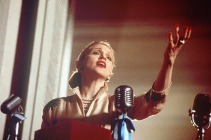 Madonna en "Evita", de 1996 (Photo by Cinergi/Kobal/Shutterstock (5882548k))