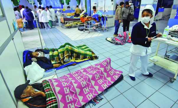 Colapsaron los hospitales en Bolivia y muchos mueren en las calles ...