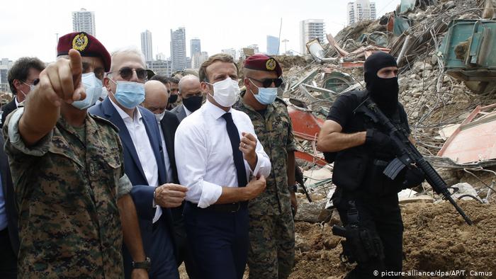 Libanon, Beirut: Emmanuel Macron (picture-alliance/dpa/AP/T. Camus)