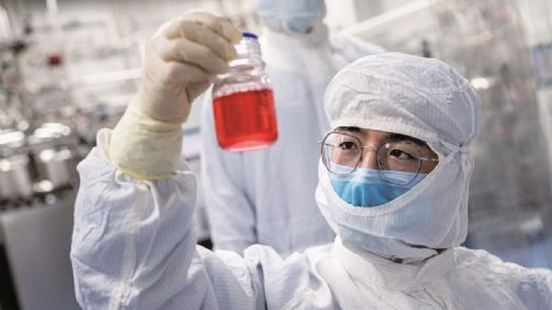 Distribuidora: 10 mil vacunas chinas están listas para pruebas en Bolivia