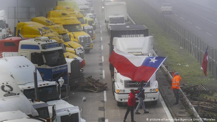 Foto de protesta de camioneros en Chile