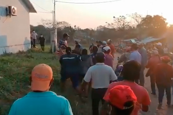 Incidentes en Guarayos tras renuncia de alcalde