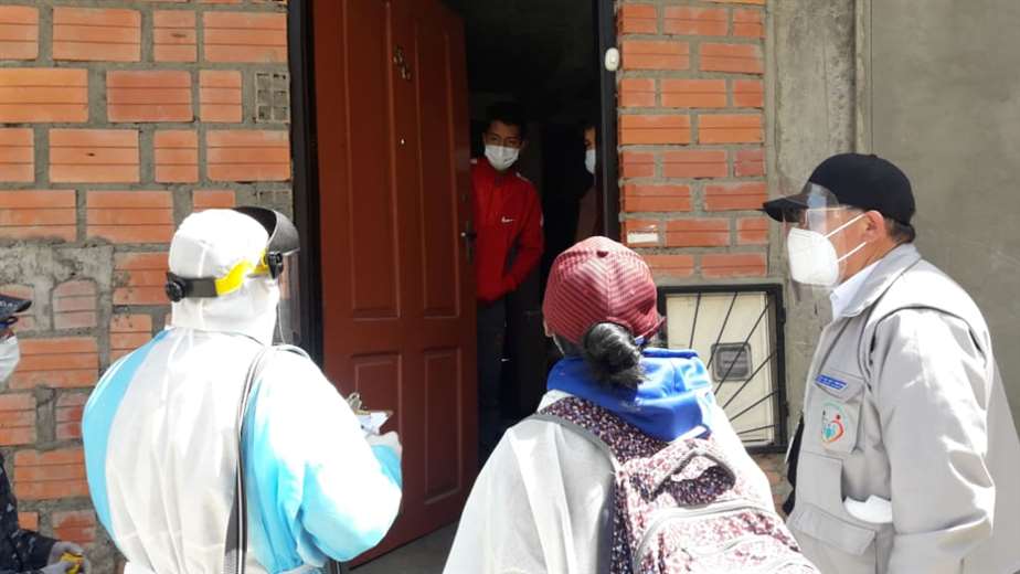 Brigadas visitan domicilios en la zona de San Antonio/ Foto: Sedes La Paz