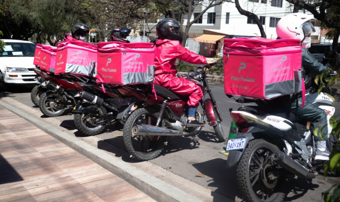 Trabajadoras de Pink Delivery. GENTILEZA