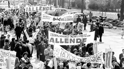 Aunque en 1964 no logró ganar, Salvador Allende fue uno de los grandes protagonistas de esas elecciones presidenciales en Chile. (Granger/Shutterstock) 