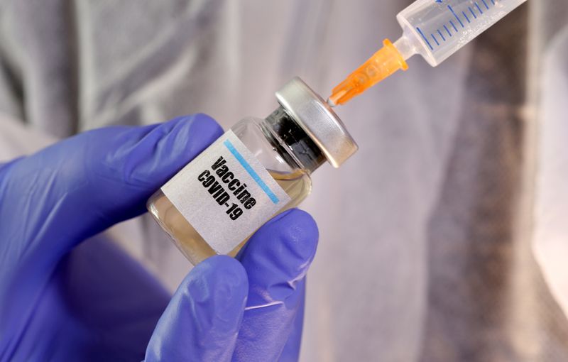 Estados Unidos busca 30.000 voluntarios para iniciar la fase 3 de la vacuna contra el coronavirus de Oxford y AstraZeneca - Infobae