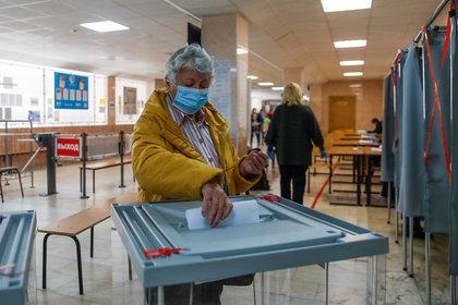 Más de 40 millones de rusos han sido convocados a votar en la mitad de las regiones del país,en elecciones a Parlamentos regionales o municipales (REUTERS)
