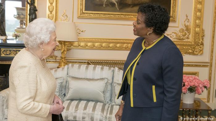 Grossbritannien | Buckingham Palace | Barbados Dame Sandra Mason